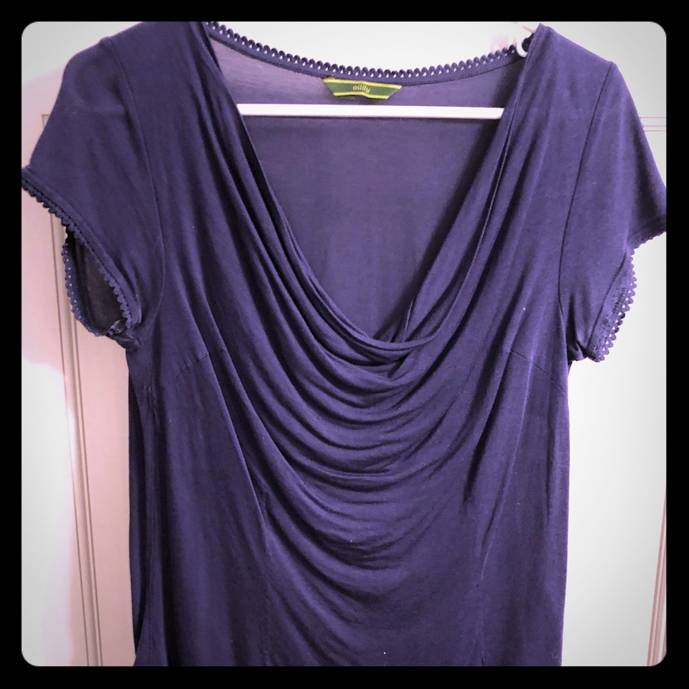 Navy blue top